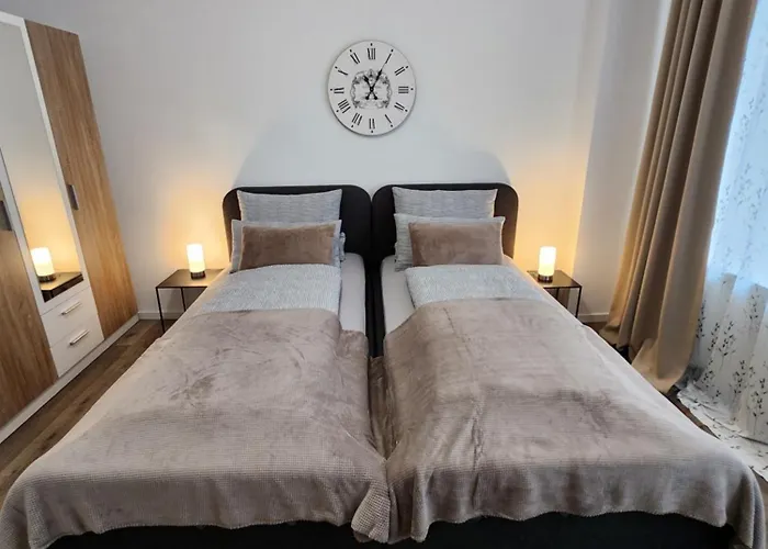 Apartmán Wohnen Am Schlosspark - *