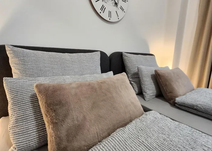 Wohnen Am Schlosspark - *